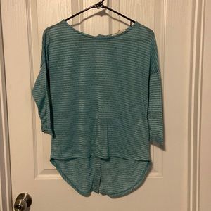 🎉 3 for $20🎉 
Womens top